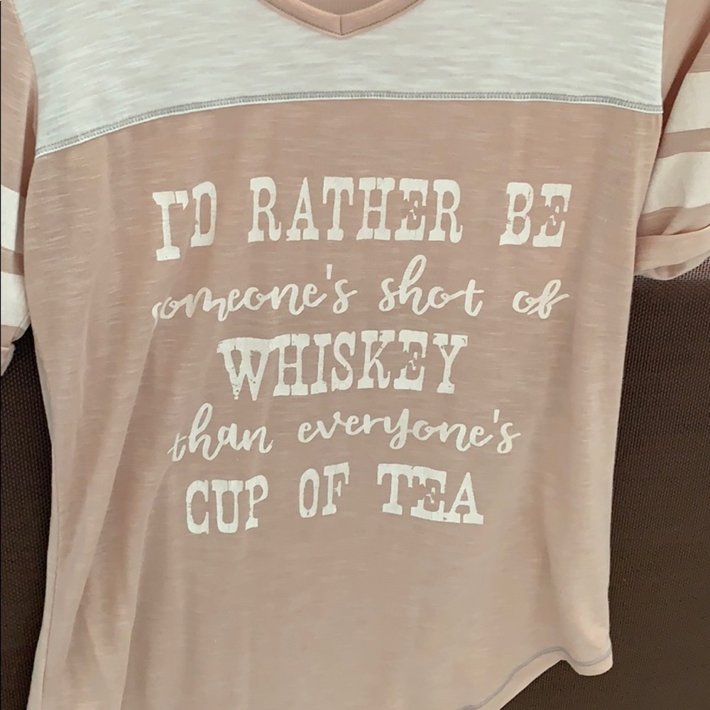 Women’s xs T-shirt light pink